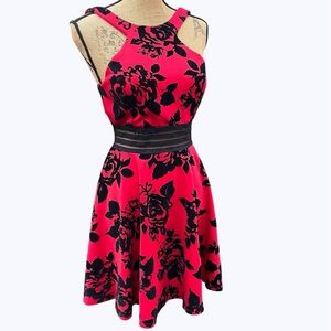 City Studio Red and Black Floral Velvet Stretch Mini Dress Junior Size 11